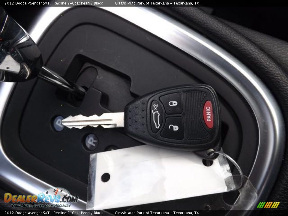 2012 Dodge Avenger SXT Redline 2-Coat Pearl / Black Photo #30
