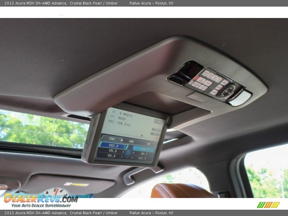 Entertainment System of 2013 Acura MDX SH-AWD Advance Photo #18
