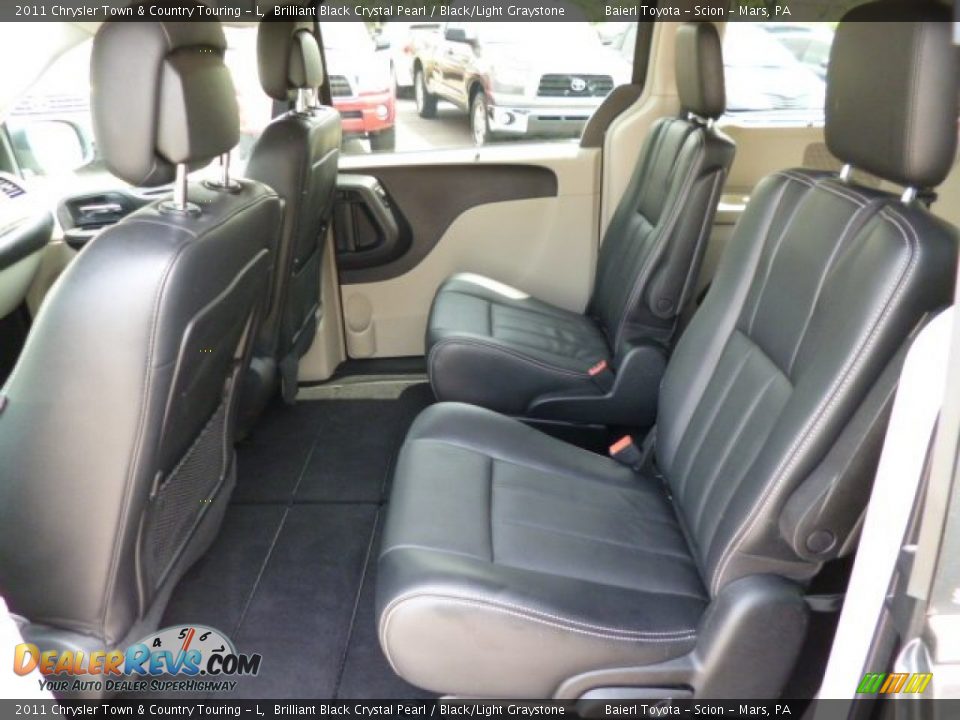 2011 Chrysler Town & Country Touring - L Brilliant Black Crystal Pearl / Black/Light Graystone Photo #13