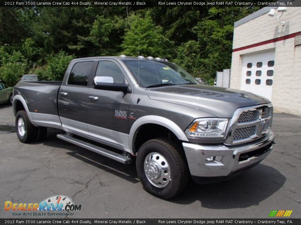 Front 3/4 View of 2013 Ram 3500 Laramie Crew Cab 4x4 Dually Photo #4