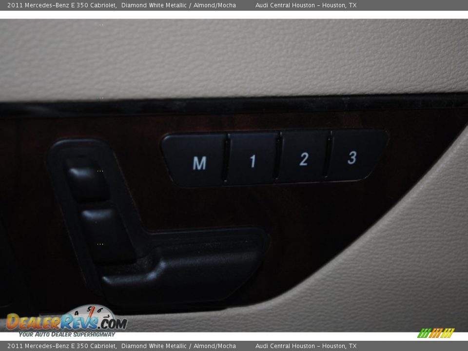 2011 Mercedes-Benz E 350 Cabriolet Diamond White Metallic / Almond/Mocha Photo #12