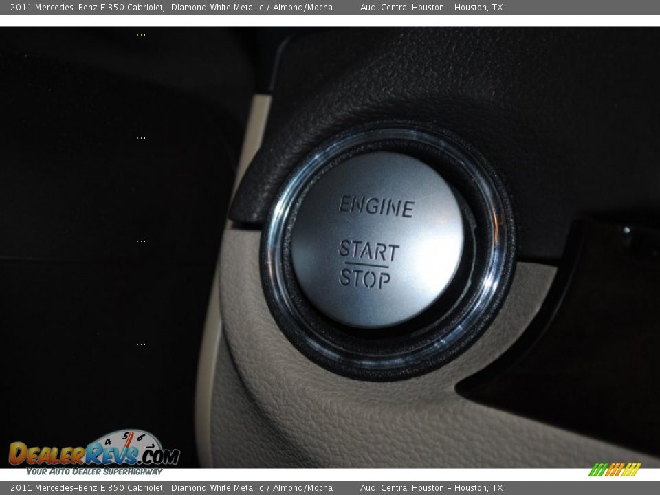 2011 Mercedes-Benz E 350 Cabriolet Diamond White Metallic / Almond/Mocha Photo #33