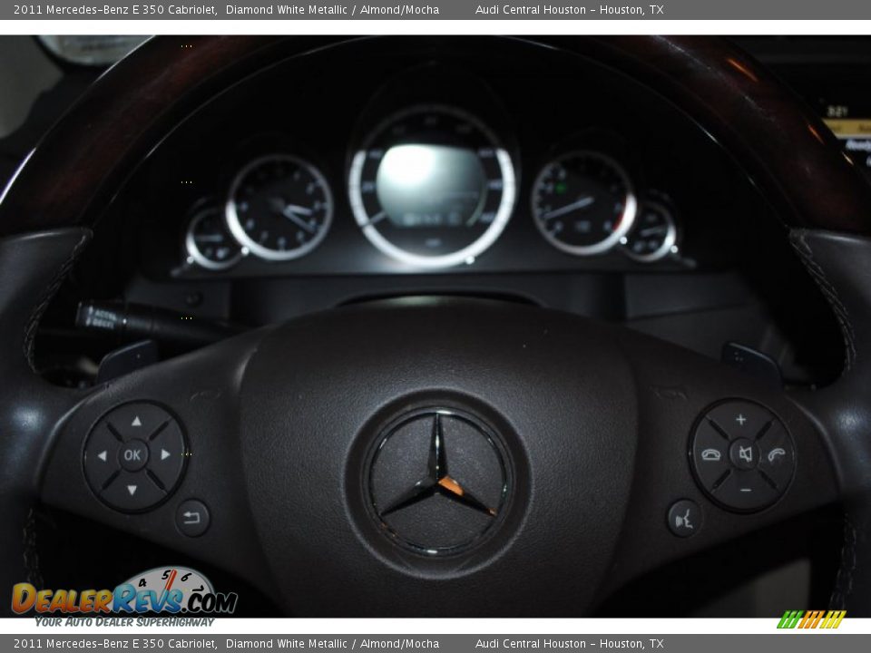 2011 Mercedes-Benz E 350 Cabriolet Diamond White Metallic / Almond/Mocha Photo #34