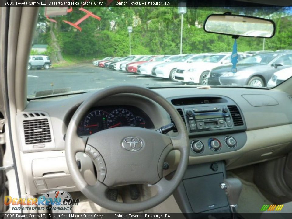 2006 Toyota Camry LE Desert Sand Mica / Stone Gray Photo #6