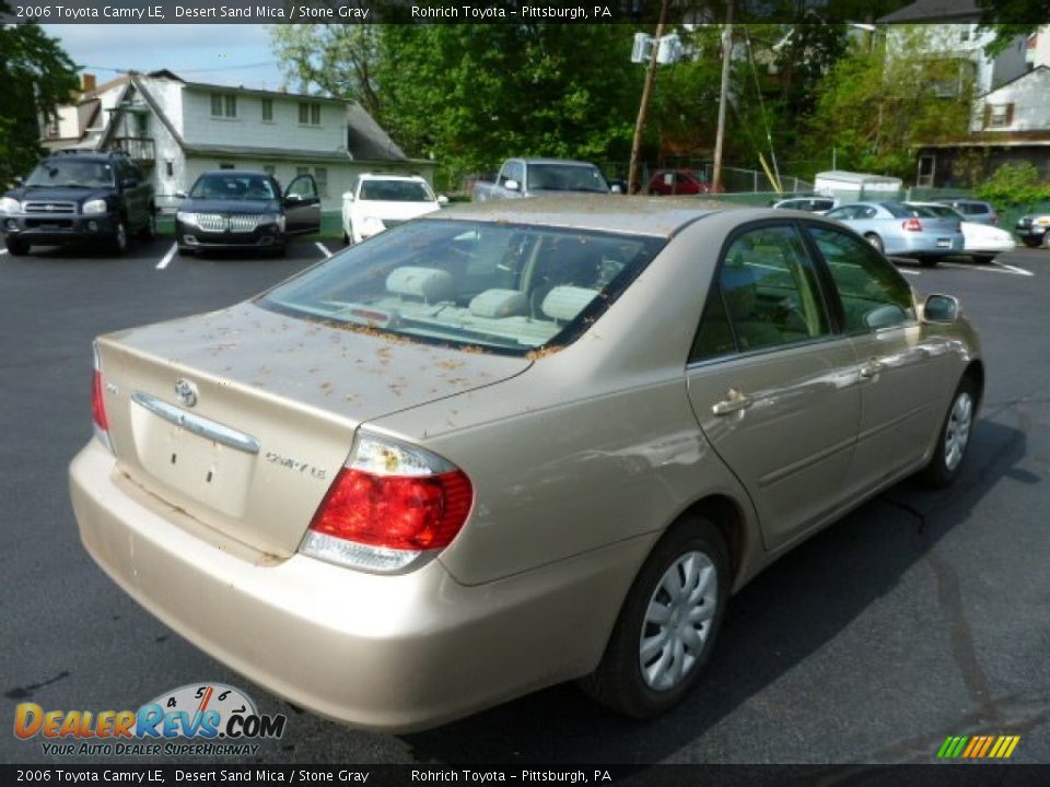 2006 Toyota Camry LE Desert Sand Mica / Stone Gray Photo #11