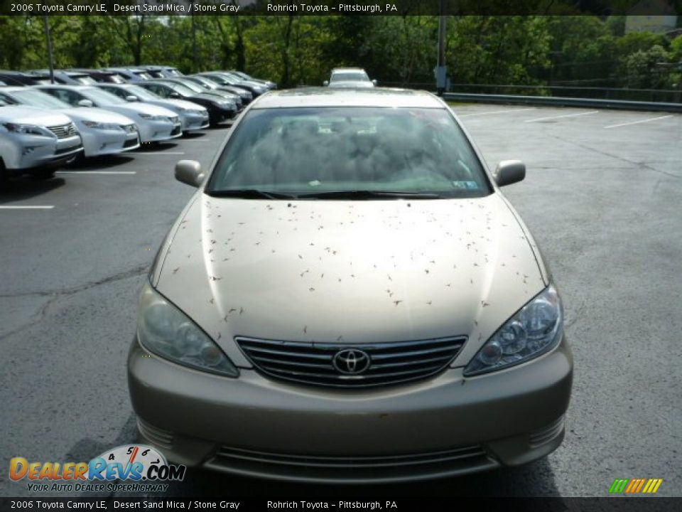 2006 Toyota Camry LE Desert Sand Mica / Stone Gray Photo #14