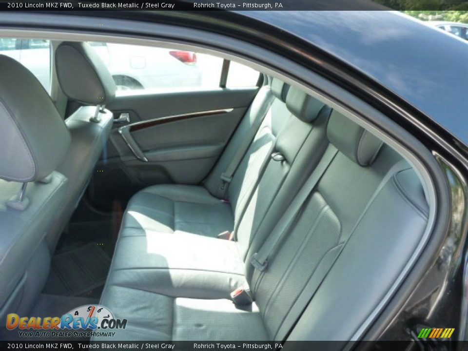 Rear Seat of 2010 Lincoln MKZ FWD Photo #5