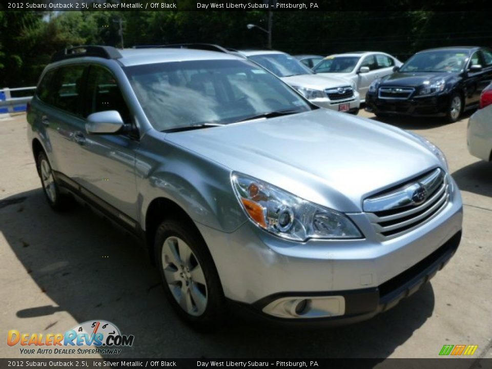 2012 Subaru Outback 2.5i Ice Silver Metallic / Off Black Photo #5