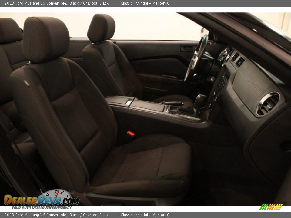 2013 Ford Mustang V6 Convertible Black / Charcoal Black Photo #13