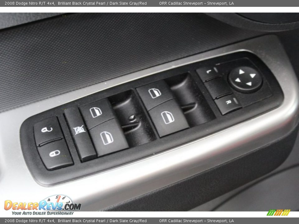 Controls of 2008 Dodge Nitro R/T 4x4 Photo #30