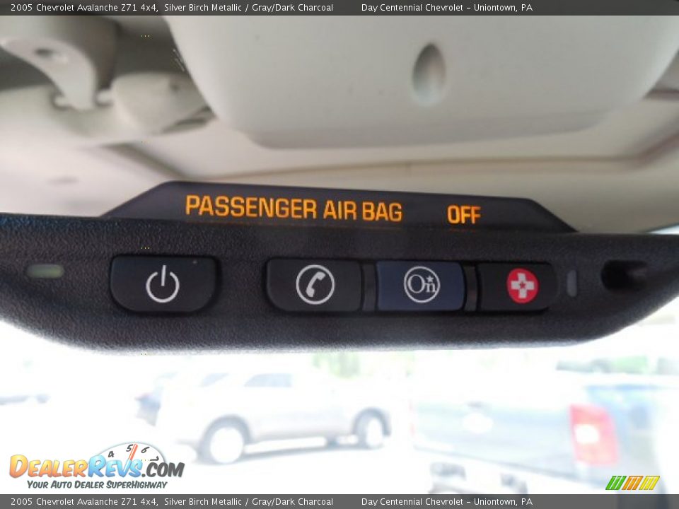 2005 Chevrolet Avalanche Z71 4x4 Silver Birch Metallic / Gray/Dark Charcoal Photo #18