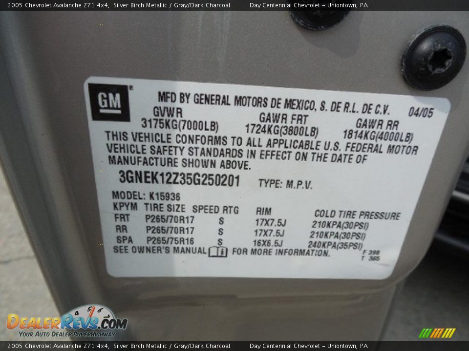 2005 Chevrolet Avalanche Z71 4x4 Silver Birch Metallic / Gray/Dark Charcoal Photo #19
