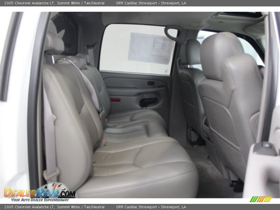 2005 Chevrolet Avalanche LT Summit White / Tan/Neutral Photo #21
