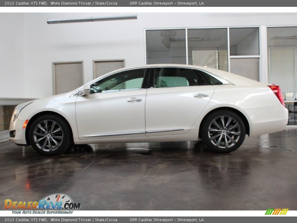 2013 Cadillac XTS FWD White Diamond Tricoat / Shale/Cocoa Photo #6