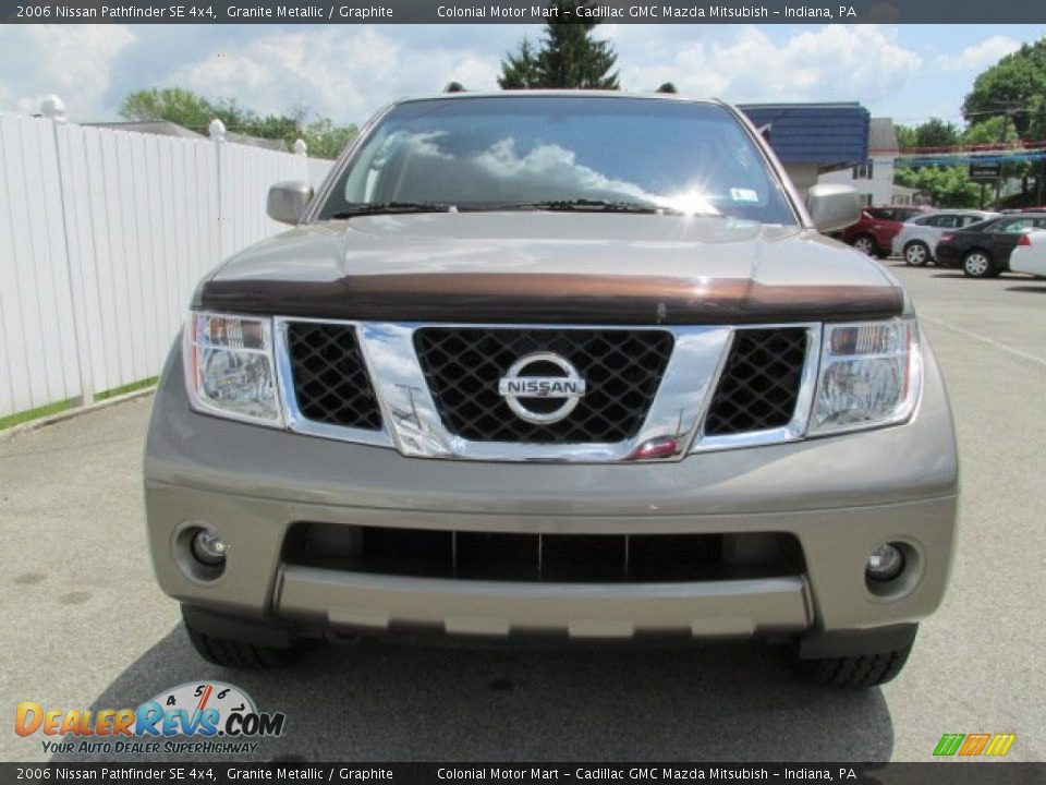 2006 Nissan Pathfinder SE 4x4 Granite Metallic / Graphite Photo #4