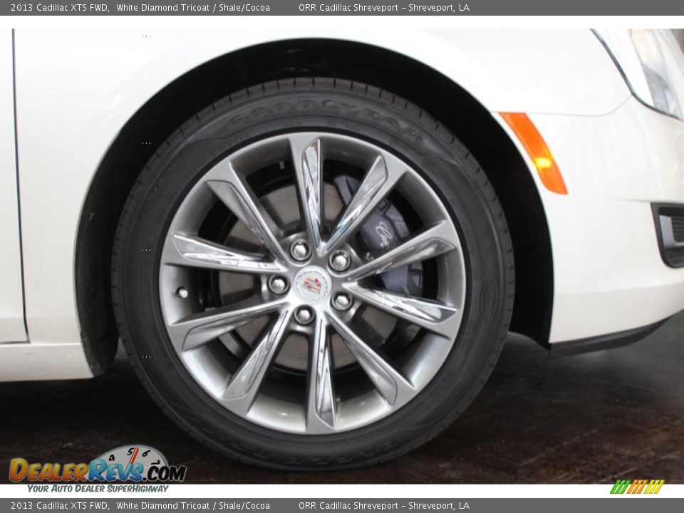 2013 Cadillac XTS FWD White Diamond Tricoat / Shale/Cocoa Photo #13