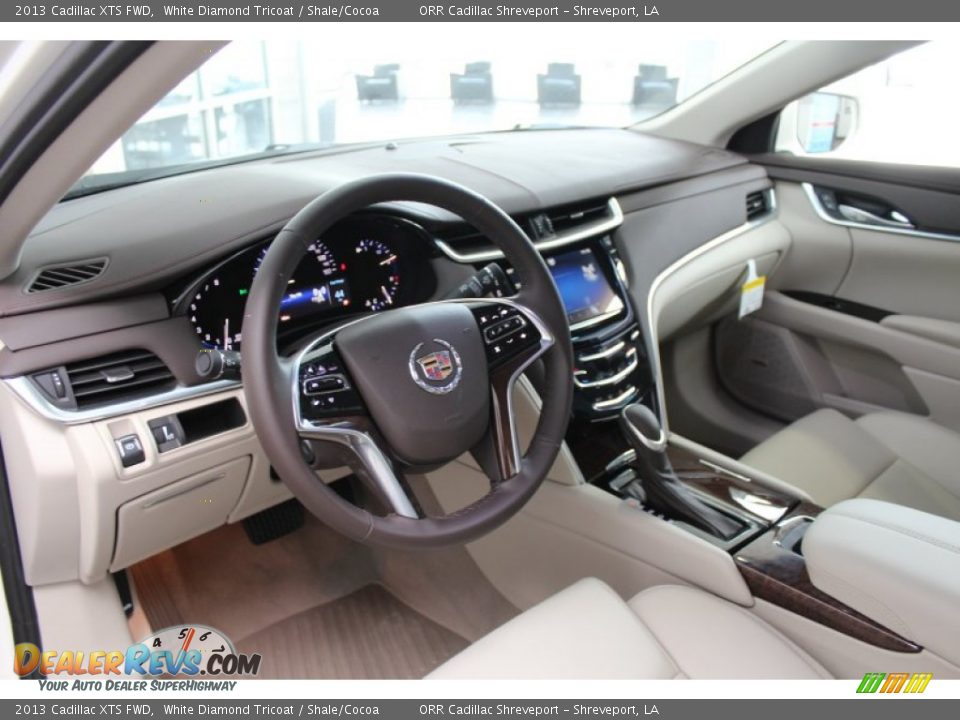 2013 Cadillac XTS FWD White Diamond Tricoat / Shale/Cocoa Photo #14