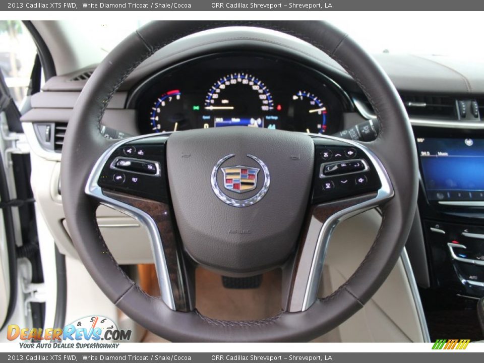 2013 Cadillac XTS FWD White Diamond Tricoat / Shale/Cocoa Photo #16