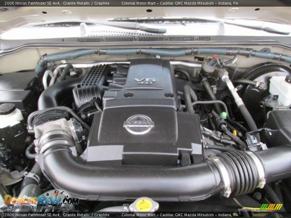 2006 Nissan Pathfinder SE 4x4 Granite Metallic / Graphite Photo #7