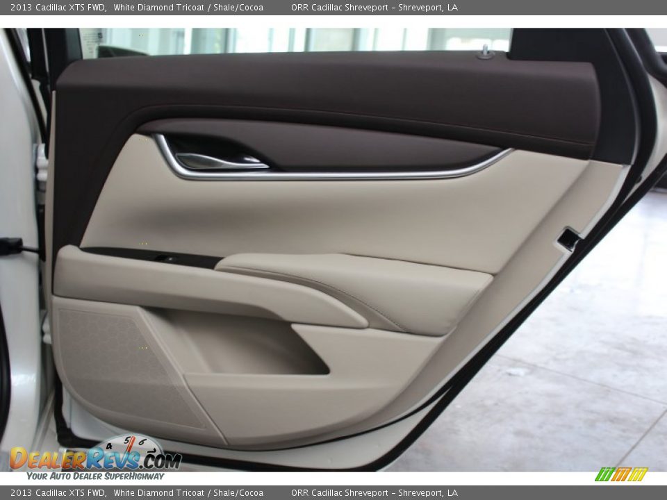 2013 Cadillac XTS FWD White Diamond Tricoat / Shale/Cocoa Photo #23