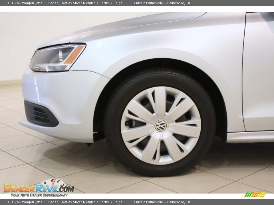 2011 Volkswagen Jetta SE Sedan Reflex Silver Metallic / Cornsilk Beige Photo #14