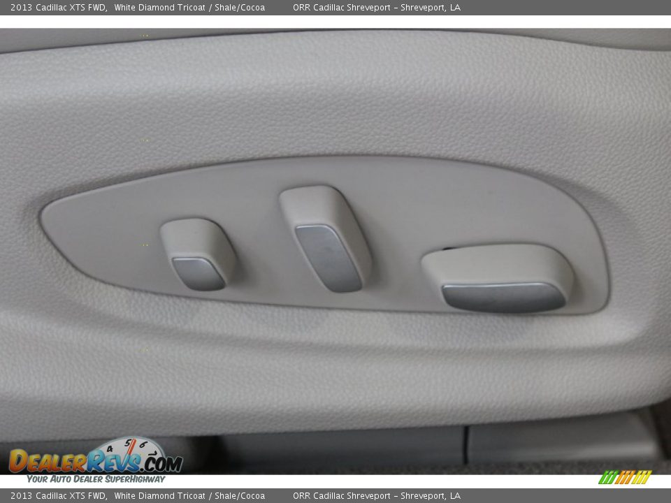 2013 Cadillac XTS FWD White Diamond Tricoat / Shale/Cocoa Photo #36