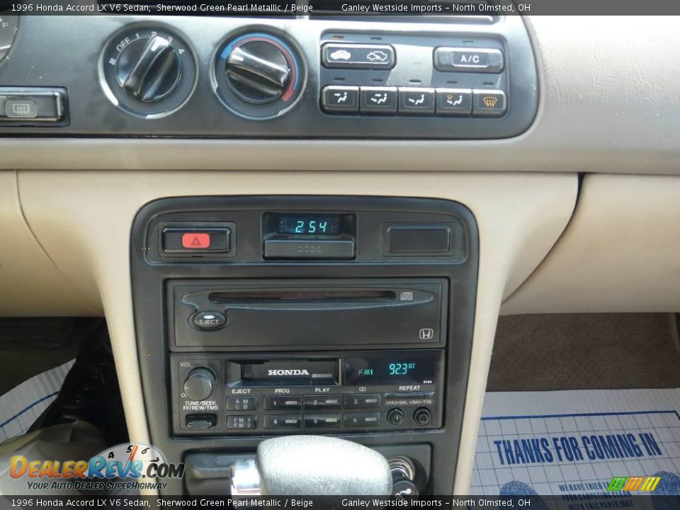 1996 Honda Accord LX V6 Sedan Sherwood Green Pearl Metallic / Beige Photo #12