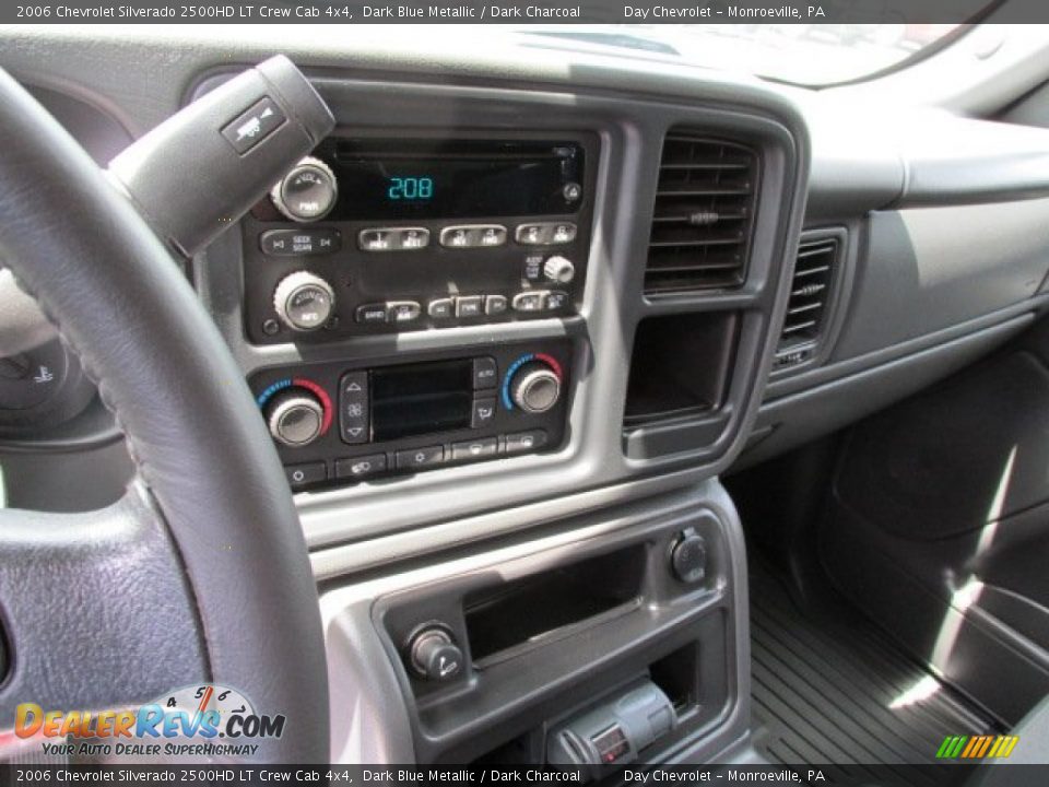 2006 Chevrolet Silverado 2500HD LT Crew Cab 4x4 Dark Blue Metallic / Dark Charcoal Photo #16