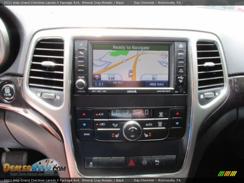 2011 Jeep Grand Cherokee Laredo X Package 4x4 Mineral Gray Metallic / Black Photo #12