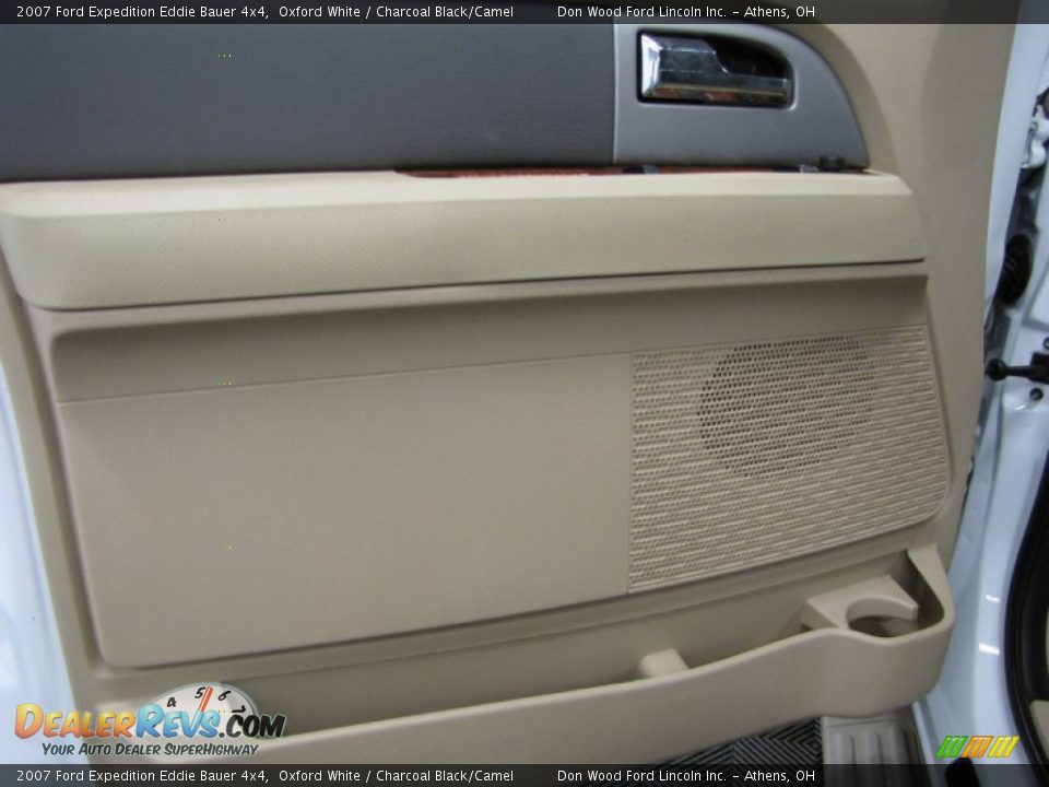 2007 Ford Expedition Eddie Bauer 4x4 Oxford White / Charcoal Black/Camel Photo #14