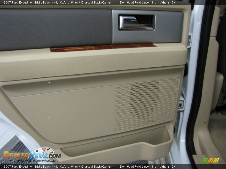 2007 Ford Expedition Eddie Bauer 4x4 Oxford White / Charcoal Black/Camel Photo #16