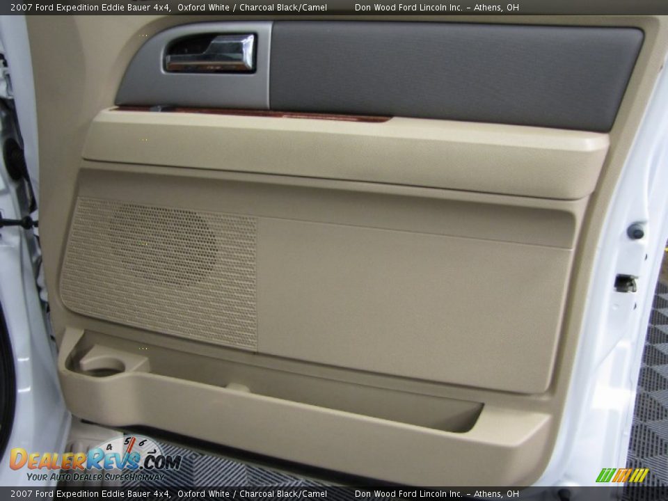 2007 Ford Expedition Eddie Bauer 4x4 Oxford White / Charcoal Black/Camel Photo #18