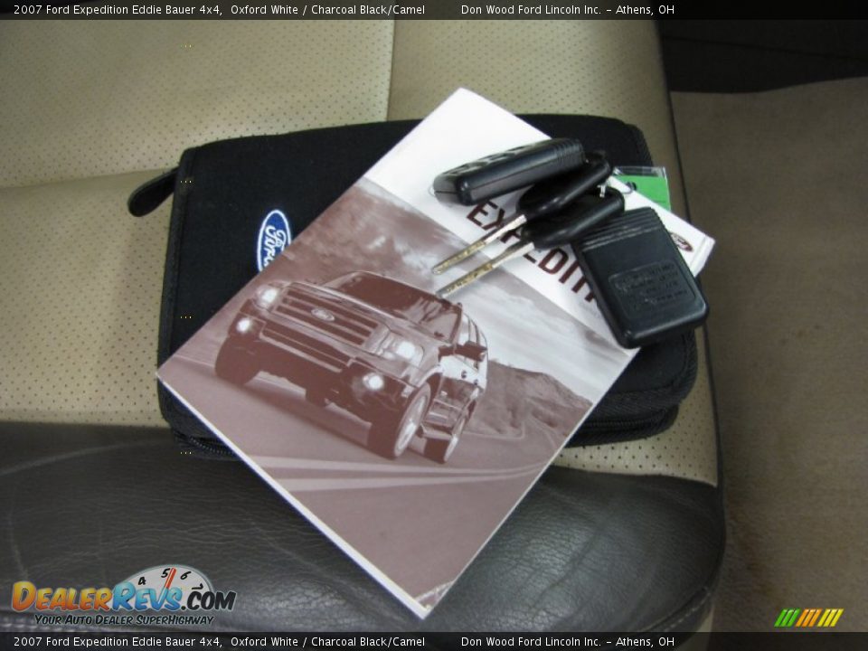 2007 Ford Expedition Eddie Bauer 4x4 Oxford White / Charcoal Black/Camel Photo #34