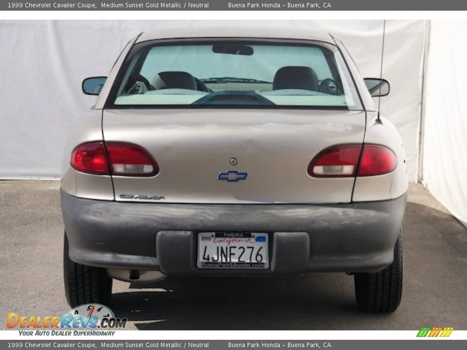 1999 Chevrolet Cavalier Coupe Medium Sunset Gold Metallic / Neutral Photo #9