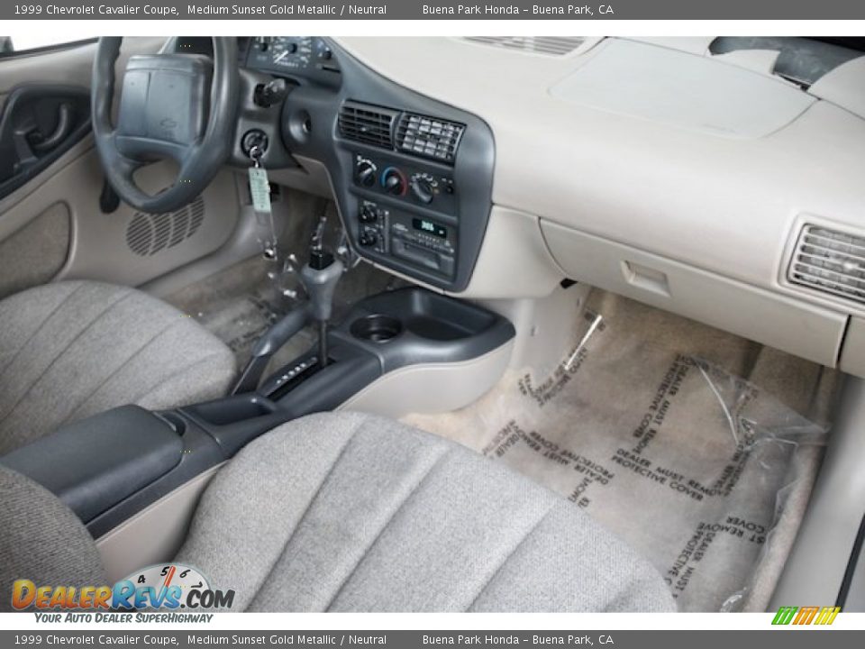 1999 Chevrolet Cavalier Coupe Medium Sunset Gold Metallic / Neutral Photo #16