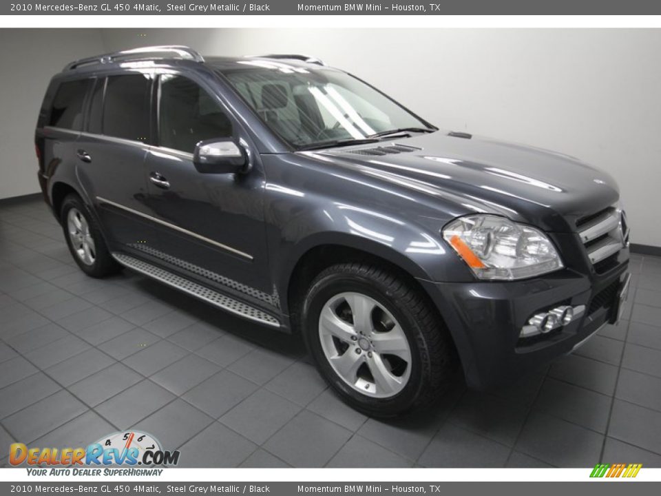 Front 3/4 View of 2010 Mercedes-Benz GL 450 4Matic Photo #8