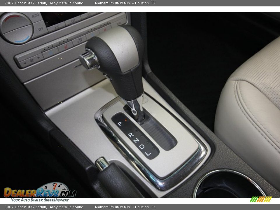 2007 Lincoln MKZ Sedan Shifter Photo #22
