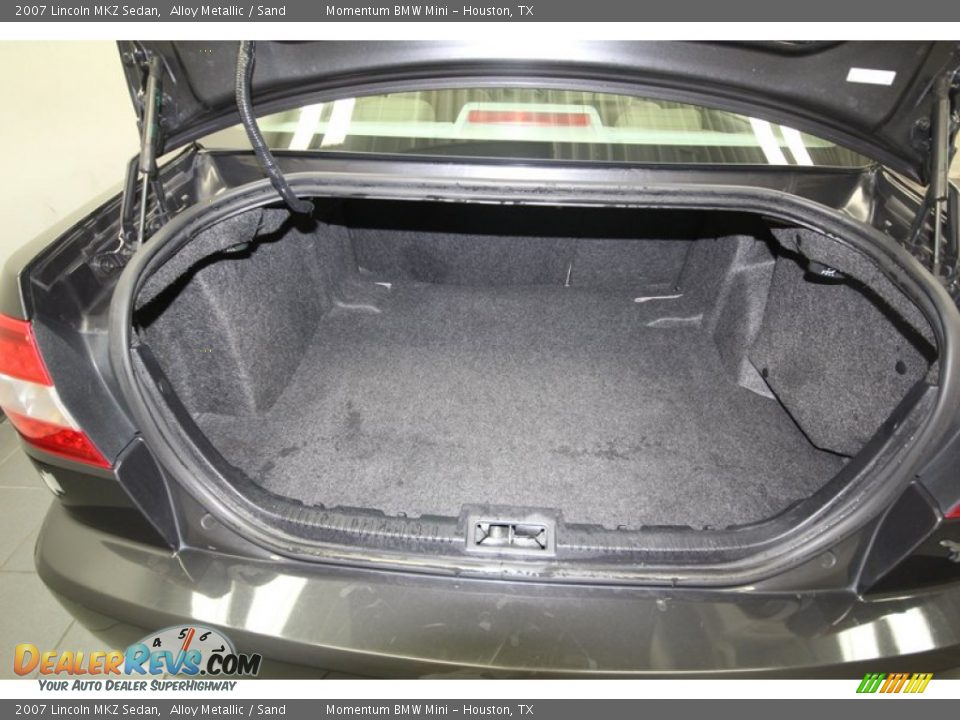 2007 Lincoln MKZ Sedan Trunk Photo #32