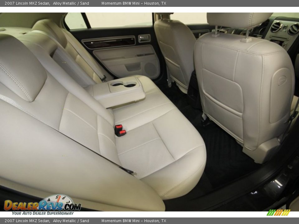 Rear Seat of 2007 Lincoln MKZ Sedan Photo #33