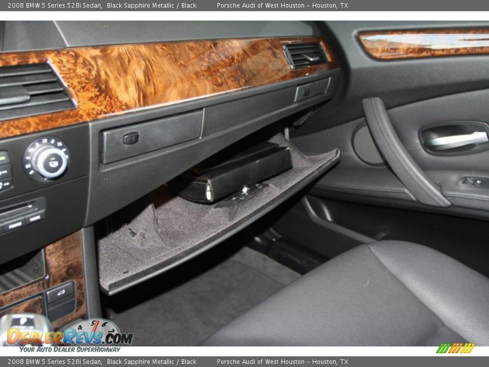 2008 BMW 5 Series 528i Sedan Black Sapphire Metallic / Black Photo #33