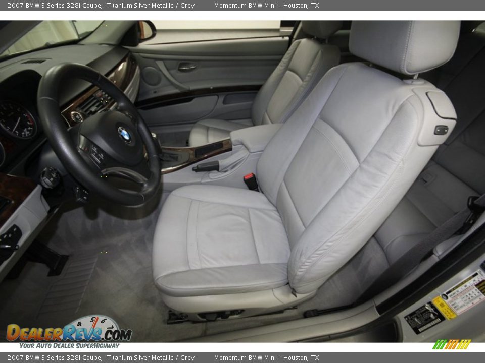 Front Seat of 2007 BMW 3 Series 328i Coupe Photo #3
