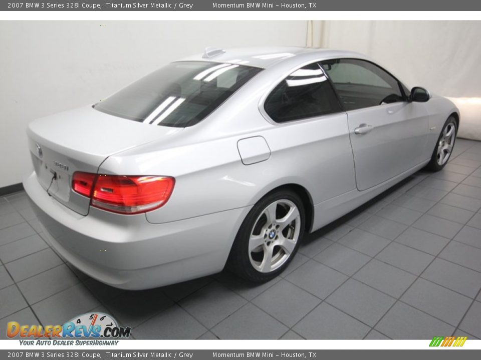 2007 BMW 3 Series 328i Coupe Titanium Silver Metallic / Grey Photo #10