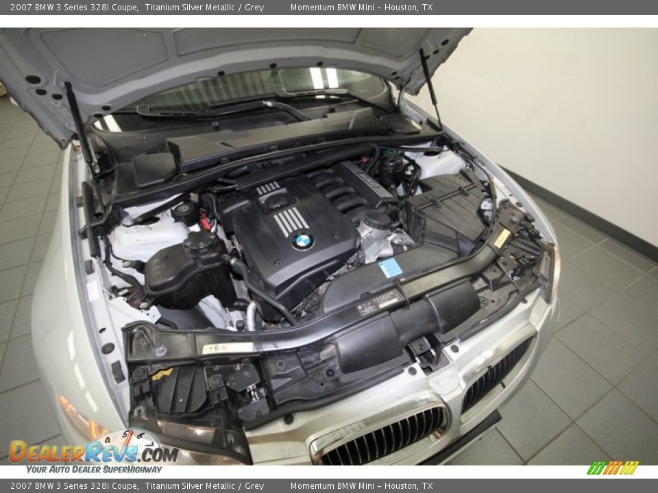 2007 BMW 3 Series 328i Coupe Titanium Silver Metallic / Grey Photo #33
