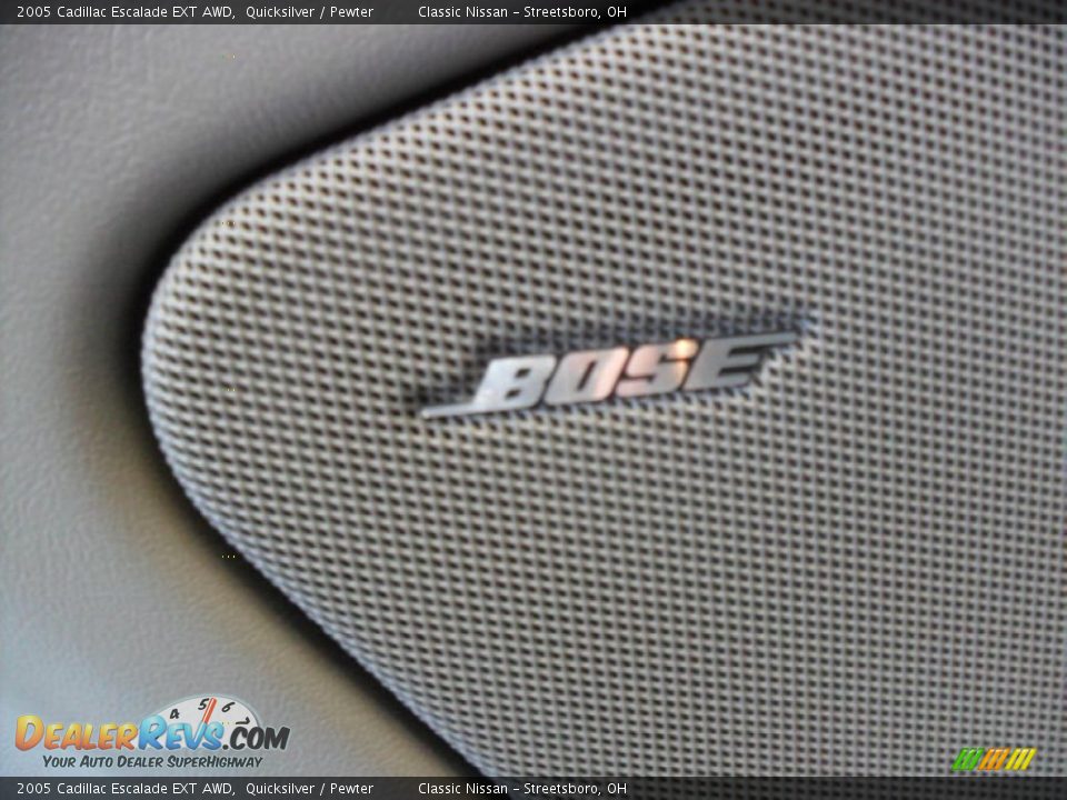 2005 Cadillac Escalade EXT AWD Quicksilver / Pewter Photo #11