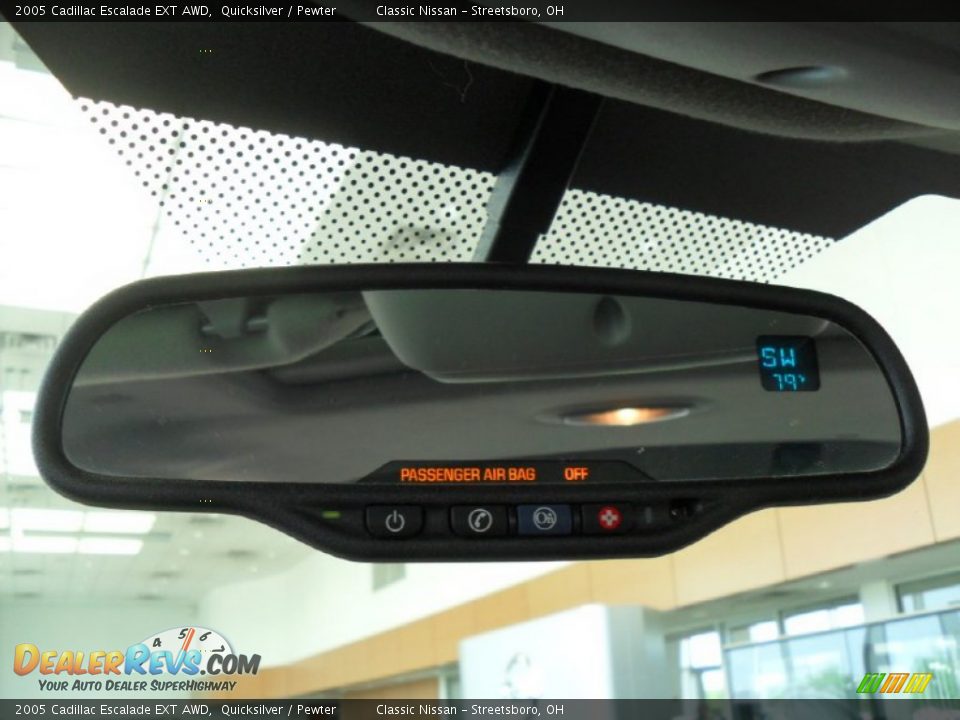 2005 Cadillac Escalade EXT AWD Quicksilver / Pewter Photo #23