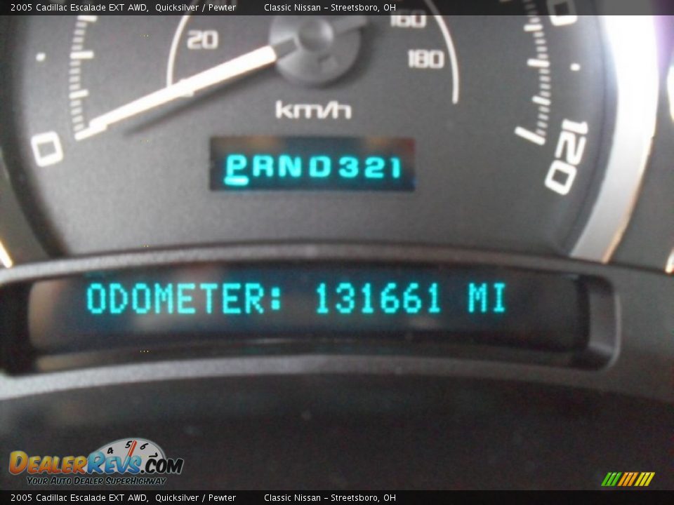 2005 Cadillac Escalade EXT AWD Quicksilver / Pewter Photo #25