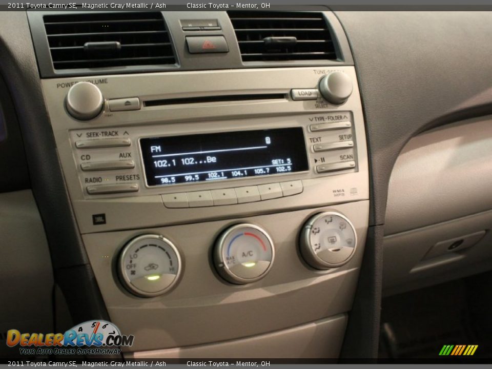 2011 Toyota Camry SE Magnetic Gray Metallic / Ash Photo #7