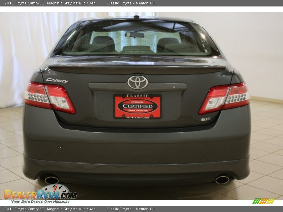 2011 Toyota Camry SE Magnetic Gray Metallic / Ash Photo #13