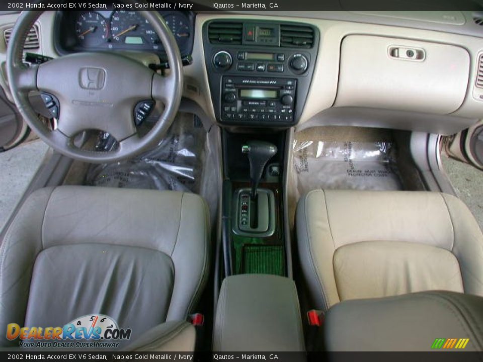 Dashboard of 2002 Honda Accord EX V6 Sedan Photo #9