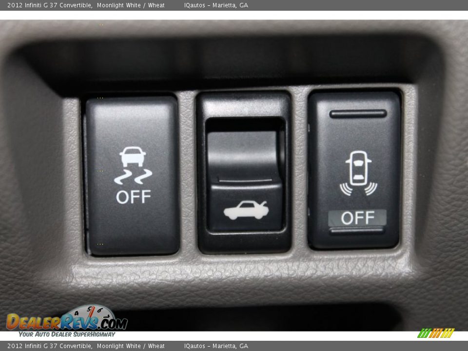 Controls of 2012 Infiniti G 37 Convertible Photo #33